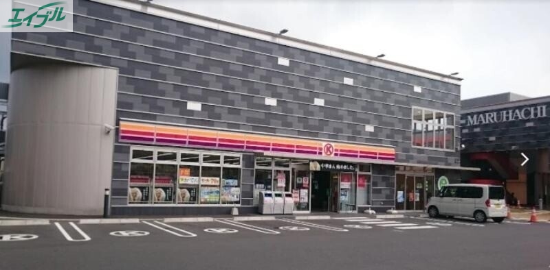 コンビニ　ファミリーマートマルハチ大安寺店（コンビニ）まで980m