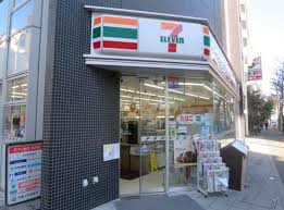 コンビニ　セブンイレブン 千代田岩本町2丁目店（コンビニ）まで110m