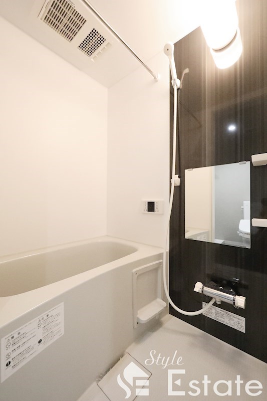 バス・シャワールーム　バスルーム