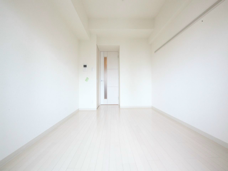 その他部屋・スペース　洋室6.4帖　クローゼット付（収納充実してます）