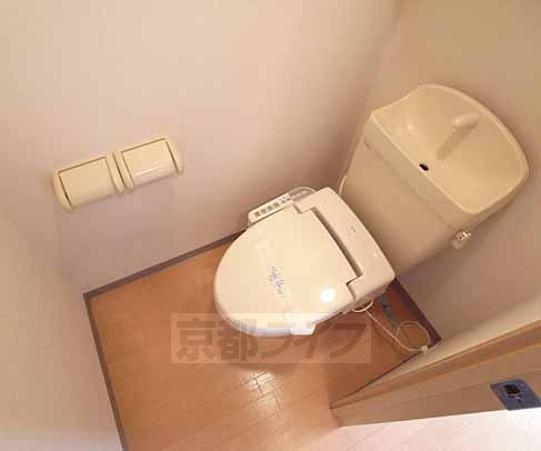 トイレ　ウォシュレット付きのトイレです。