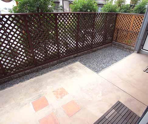 バルコニー　日当たり良好なバルコニです。