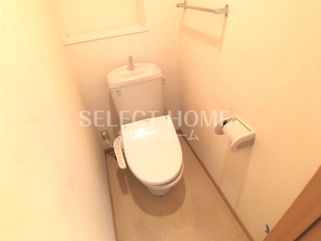 トイレ　コンパクトで使いやすいトイレです