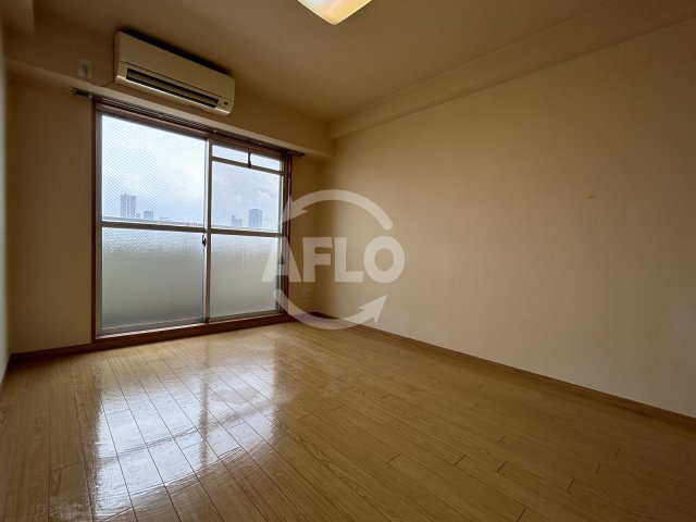 居室・リビング　嵜本レジデンス福島　リビング