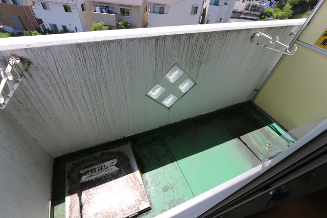 バルコニー　バルコニー