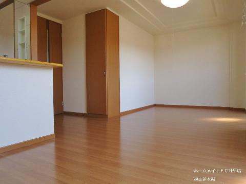 居室・リビング　リビング