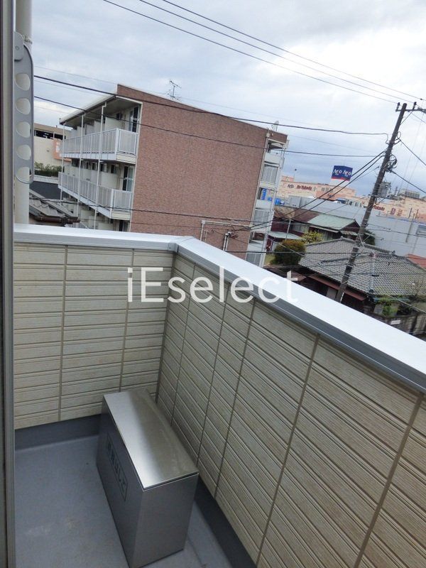 バルコニー　明るいバルコニーです。