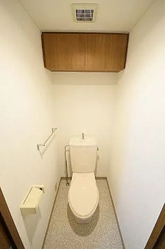 トイレ　別部屋の写真を使用しております。