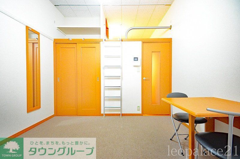 居室・リビング　同タイプ写真