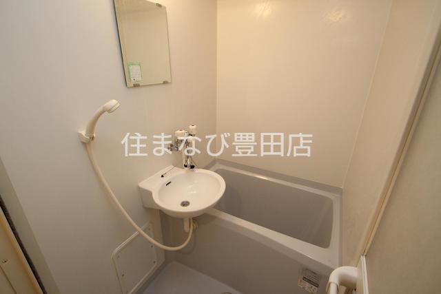 バス・シャワールーム　同型タイプ