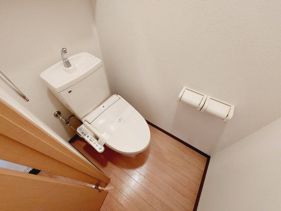 トイレ　トイレ