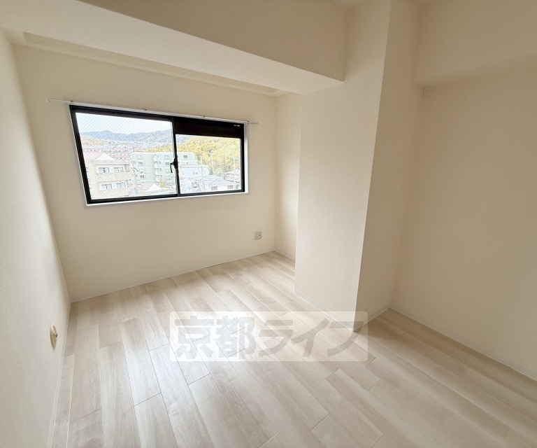 居室・リビング　充分くっつろげる広さがありますね