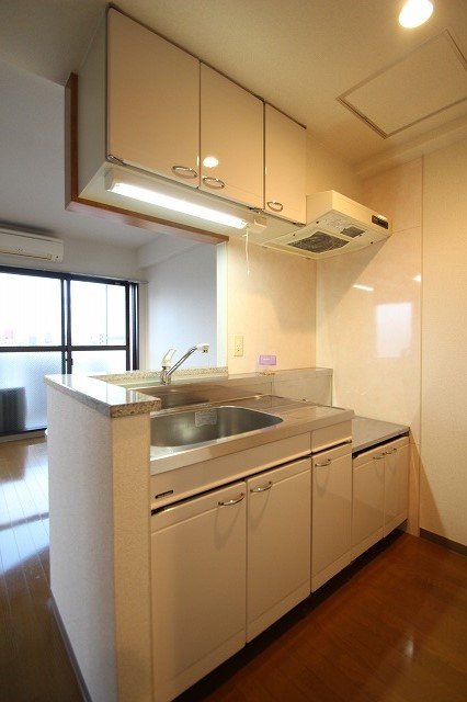 キッチン　別号室の写真です