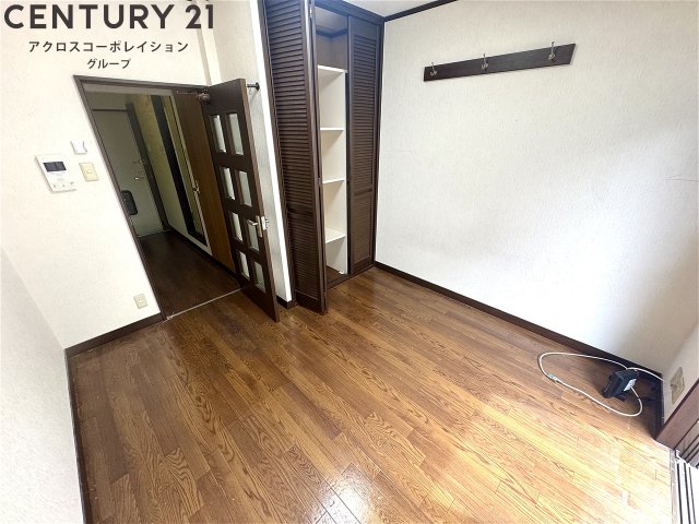 居室・リビング　インターホンも顔確認でき、セキュリティ安心！