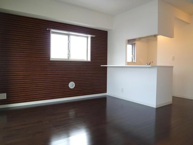 居室・リビング　居間です