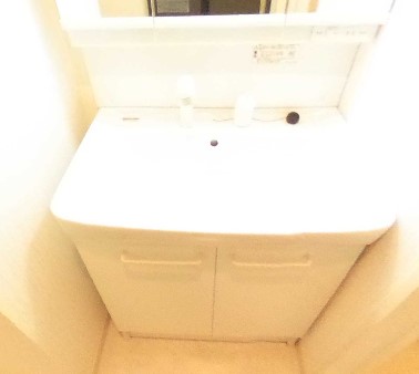 洗面設備　独立洗面化粧台付き