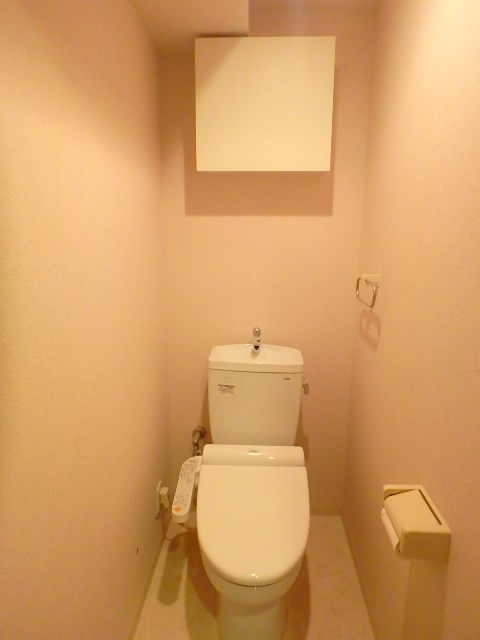 トイレ　シンプルで使いやすいトイレです