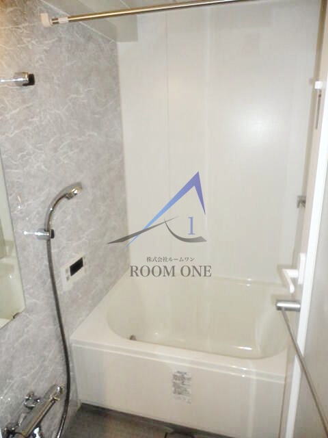 バス・シャワールーム　お風呂です。