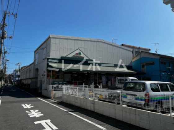 スーパー　マルエツ 大森東店（スーパー）まで197m