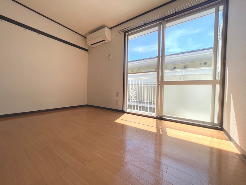 居室・リビング　洋室６帖☆