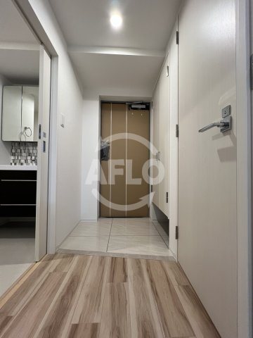 玄関　セレニテフラン梅田　玄関