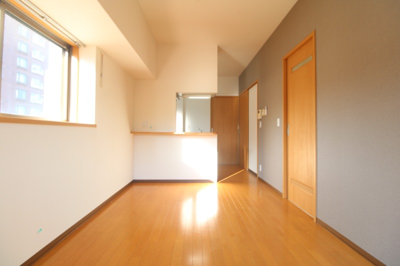 居室・リビング　現状のお部屋と相違がある場合は現状を優先させて頂きます。