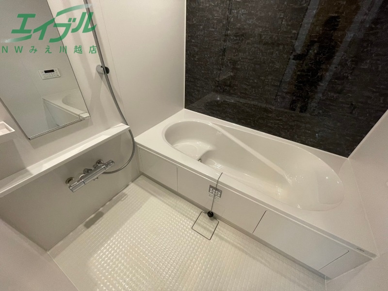 バス・シャワールーム　反転タイプ参考写真