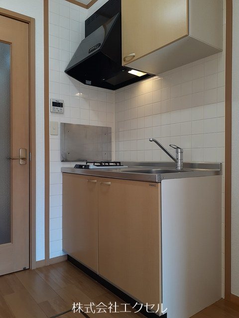 キッチン　ガスコンロ付のキッチン完備です。