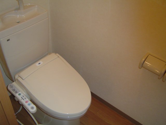 トイレ　シャワー付トイレ