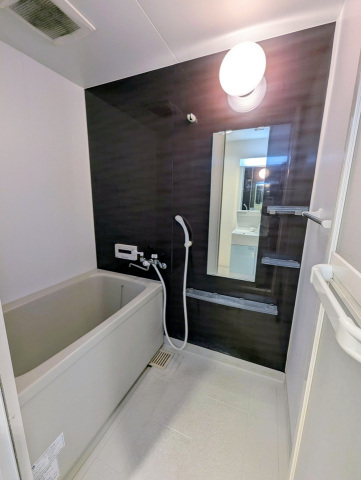 バス・シャワールーム　追炊き機能付き