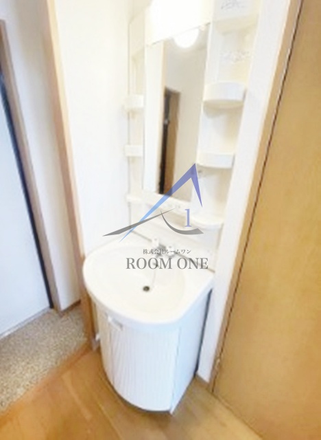 洗面設備　洗面台です。