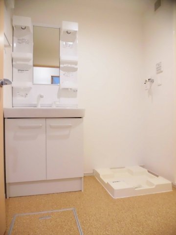 洗面設備　忙しい朝には欠かせない洗面所です
