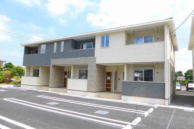 建物外観　落ち着いた雰囲気の外観です