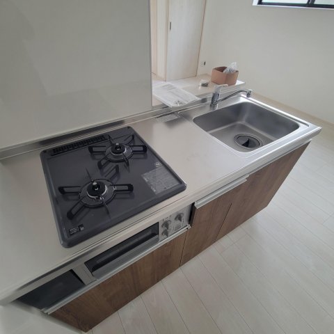 居室・リビング　こちらのリビングで趣味の時間をお楽しみください