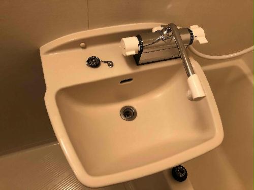 洗面設備　設備・仕様は号室により異なる為、現況を優先致します。