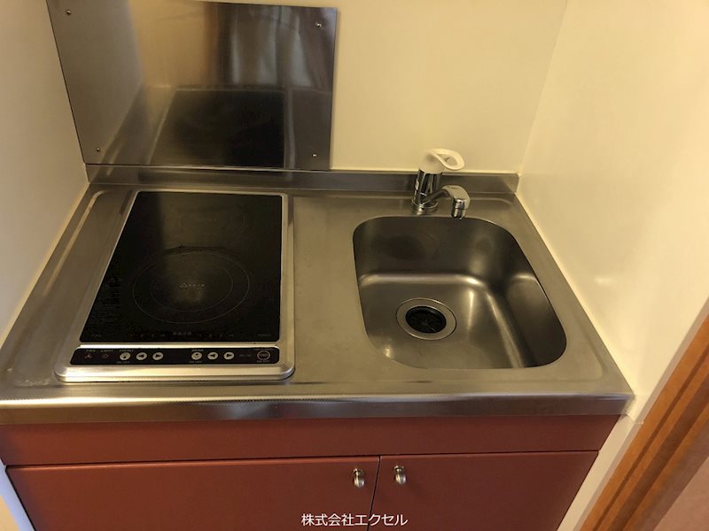 キッチン　ＩＨコンロ付き。
