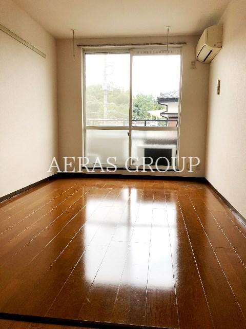 居室・リビング　同仕様写真