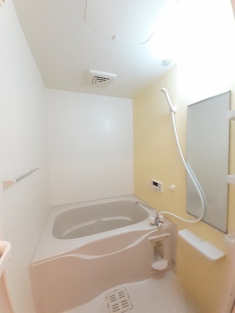 バス・シャワールーム　追い焚き機能付き