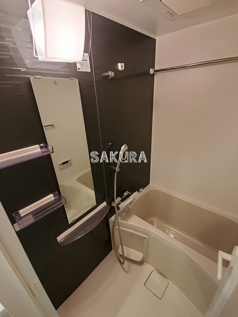 バス・シャワールーム　日々の疲れを癒すお風呂です♪