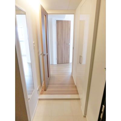 玄関　玄関※別部屋参考写真