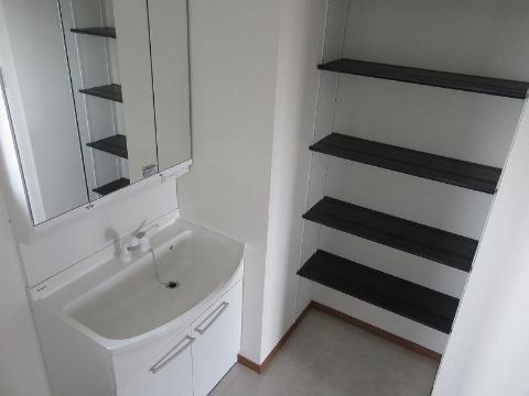 洗面設備　洗髪洗面化粧台