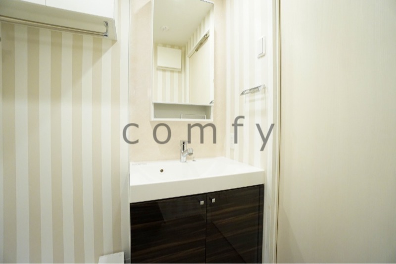 洗面設備　独立洗面台