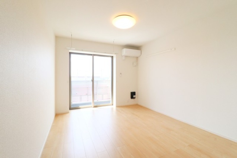 居室・リビング　図面と現状に相違がある場合には現状を優先