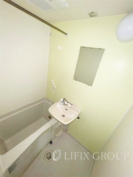 バス・シャワールーム　風呂