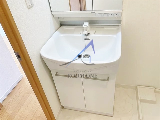 洗面設備　洗面台です。