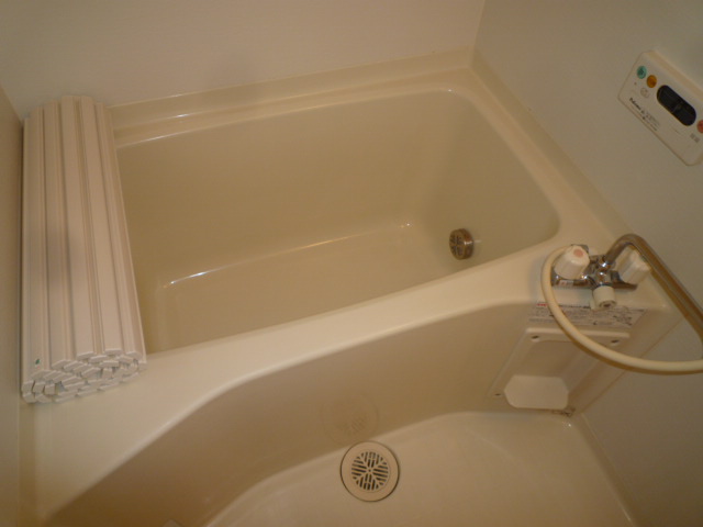 バス・シャワールーム　追い焚きバス