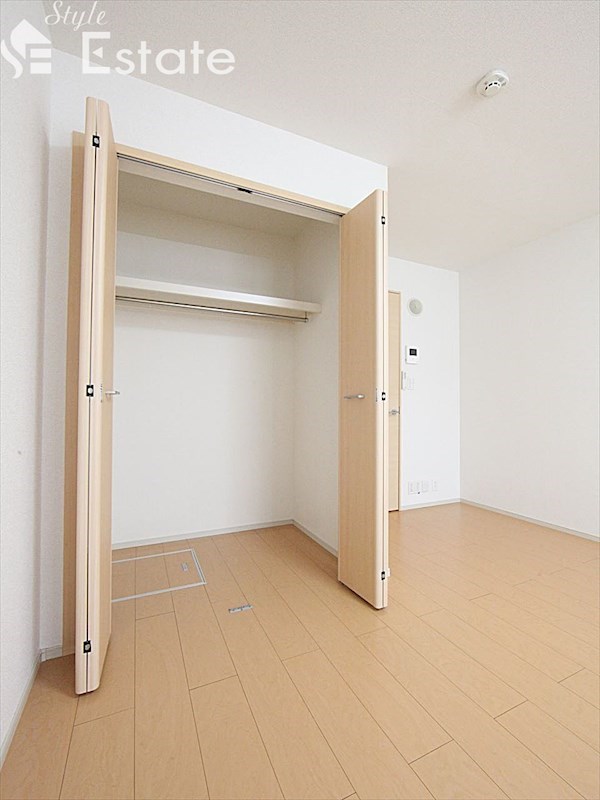 収納　クローゼット