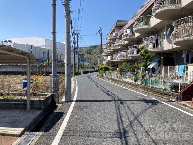 その他　前面道路（その他）まで1m