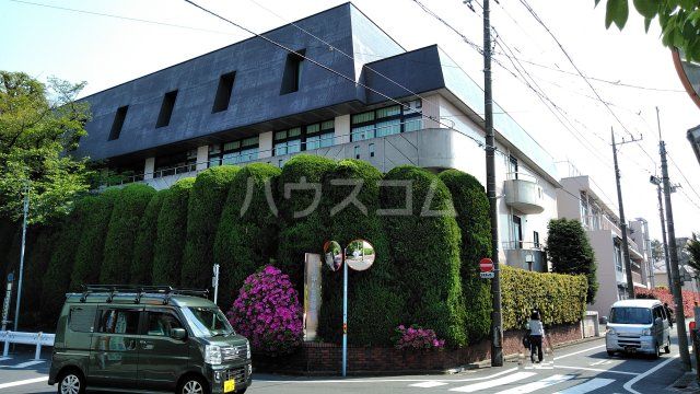 高校・高専　私立中央大学杉並高校（高校・高専）まで790m