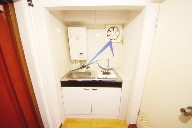 キッチン　キッチンです。